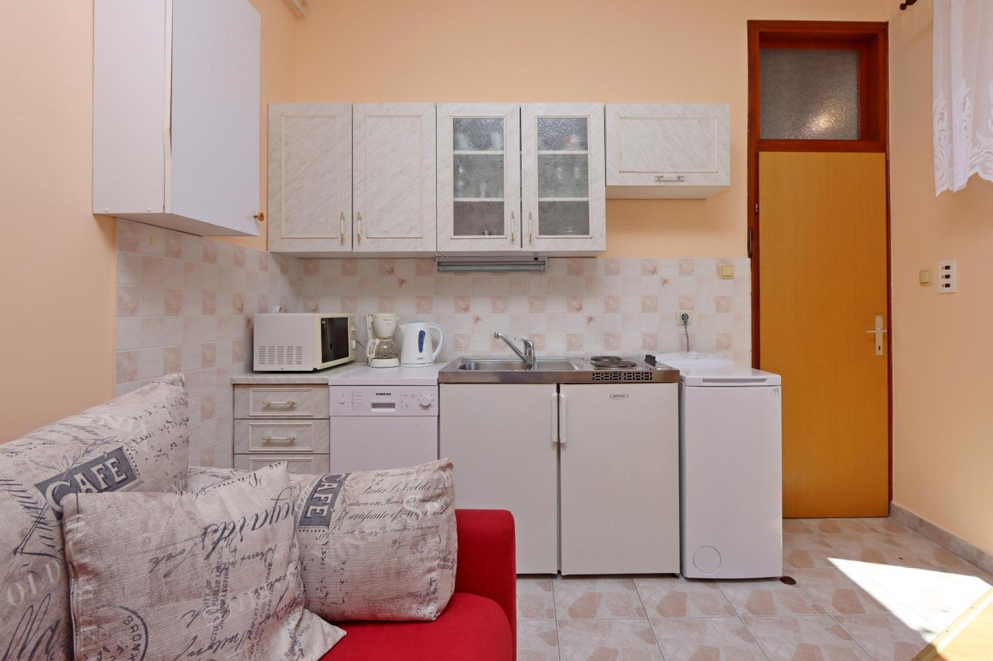 Apartments With A Parking Space Opatija - Pobri, Opatija - 7813 马图利 客房 照片