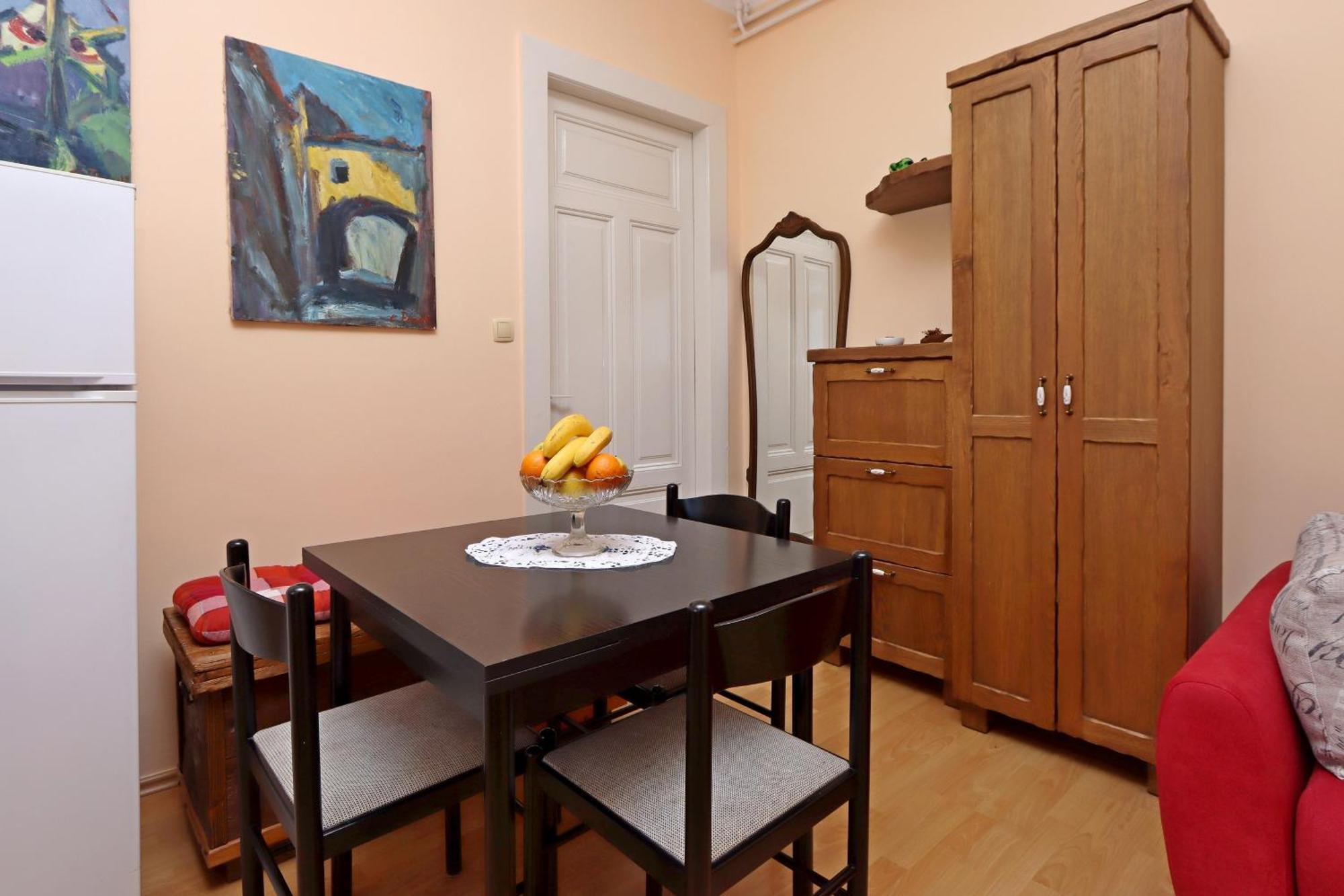 Apartments With A Parking Space Opatija - Pobri, Opatija - 7813 马图利 客房 照片